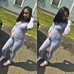 Gray Jumper with Zipper